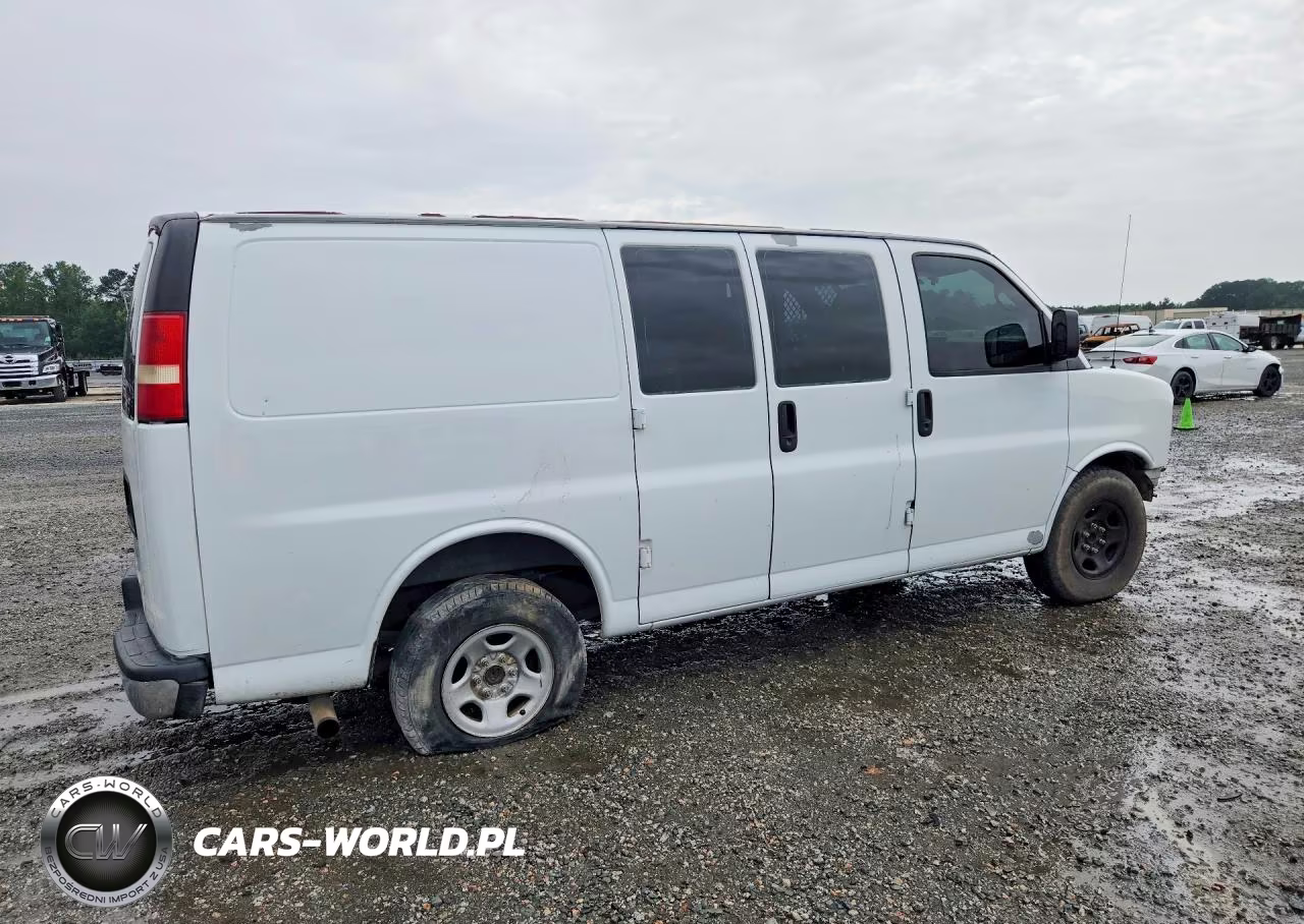 2008 Chevrolet Express G1500 VIN:1GCFG15X481194832 - 3