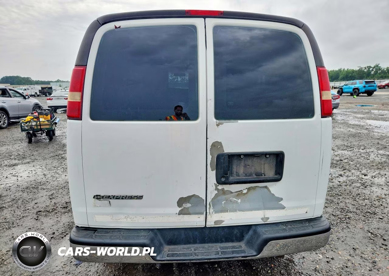 2008 Chevrolet Express G1500 VIN:1GCFG15X481194832 - 6