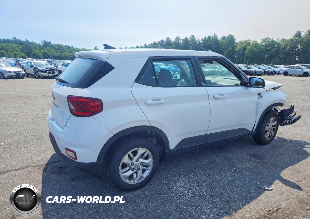 2021 Hyundai Venue Se VIN:KMHRB8A34MU115252 - 3