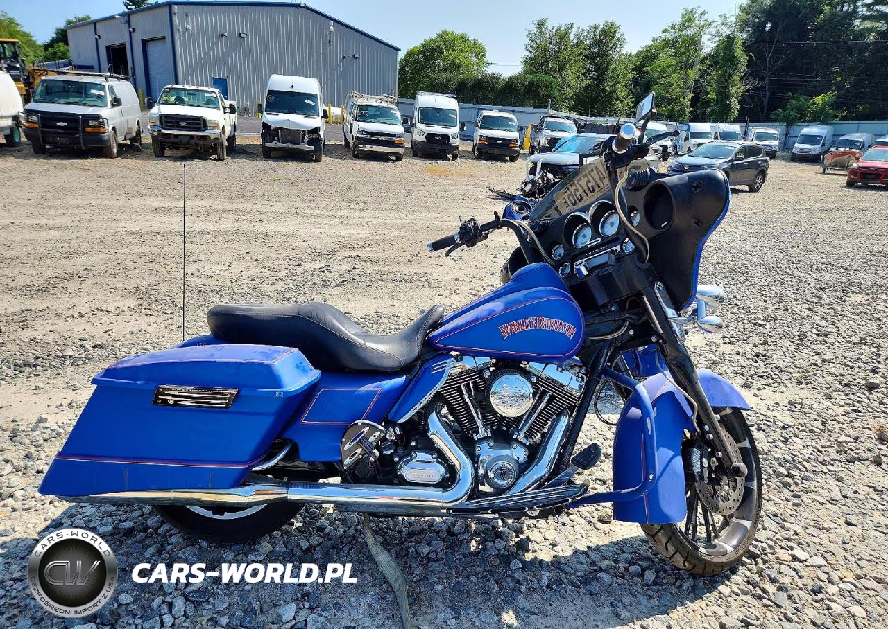 2011 Harley-Davidson Flhx