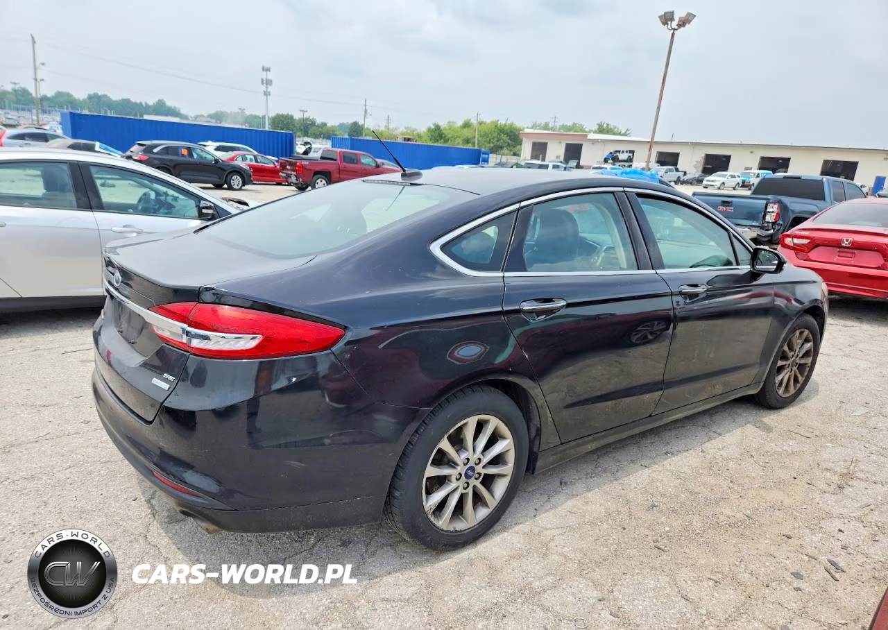 2017 Ford Fusion Se VIN:3FA6P0HD7HR111384 - 3