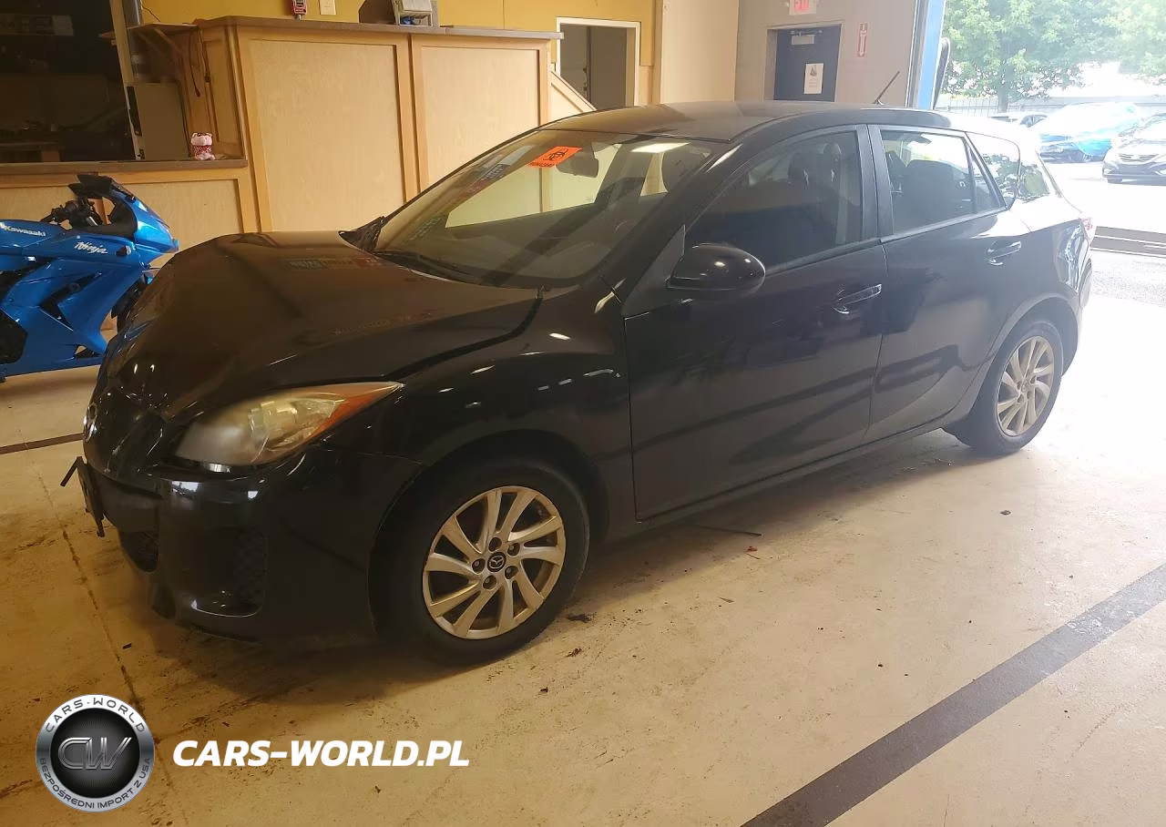 2013 Mazda 3 I