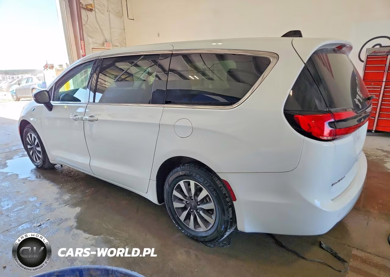 2023 CHRYSLER PACIFICA HYBRID TOURING L VIN:2C4RC1L75PR611607 - 2