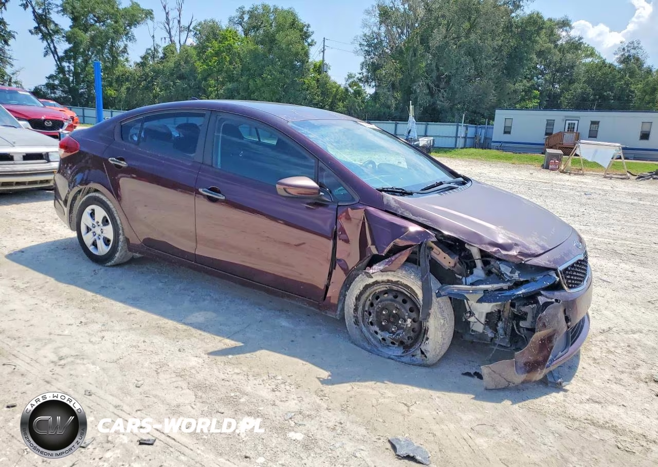 2017 Kia Forte Lx VIN:3KPFK4A72HE103723 - 4