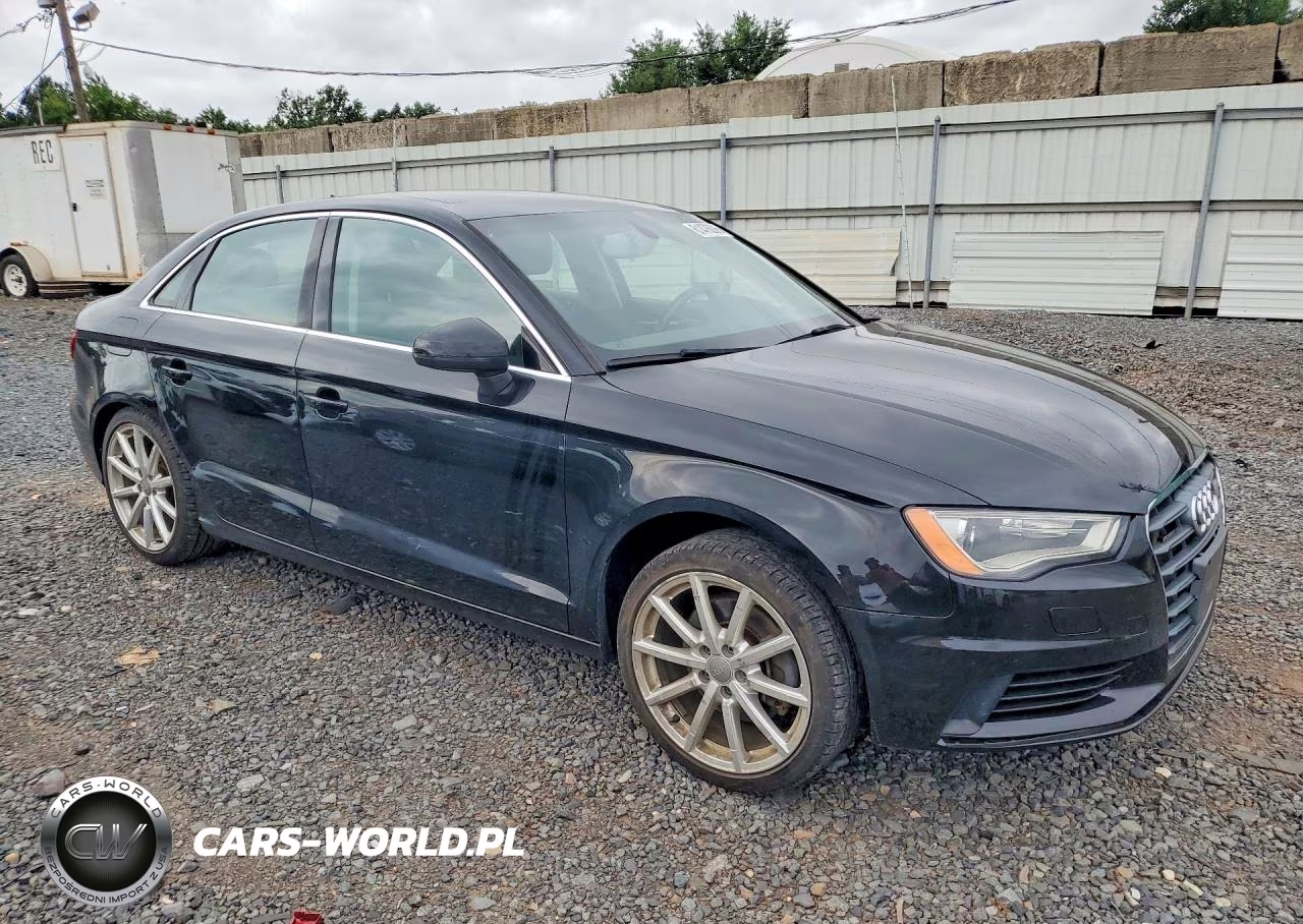 2015 Audi A3 Premium VIN:WAUBFGFF6F1130991 - 4