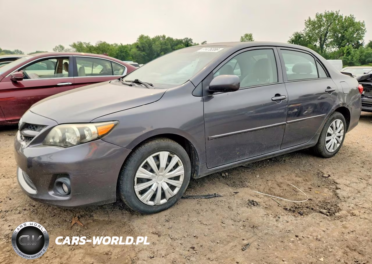 2010 Toyota Corolla Le – zdjęcie 1 z 12