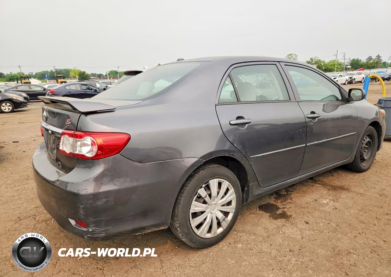 2010 Toyota Corolla Le VIN:1NXBU4EE9AZ273422 - 3