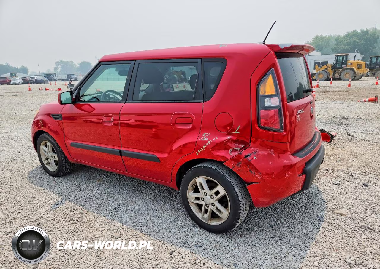 2010 Kia Soul + VIN:KNDJT2A28A7180201 - 2