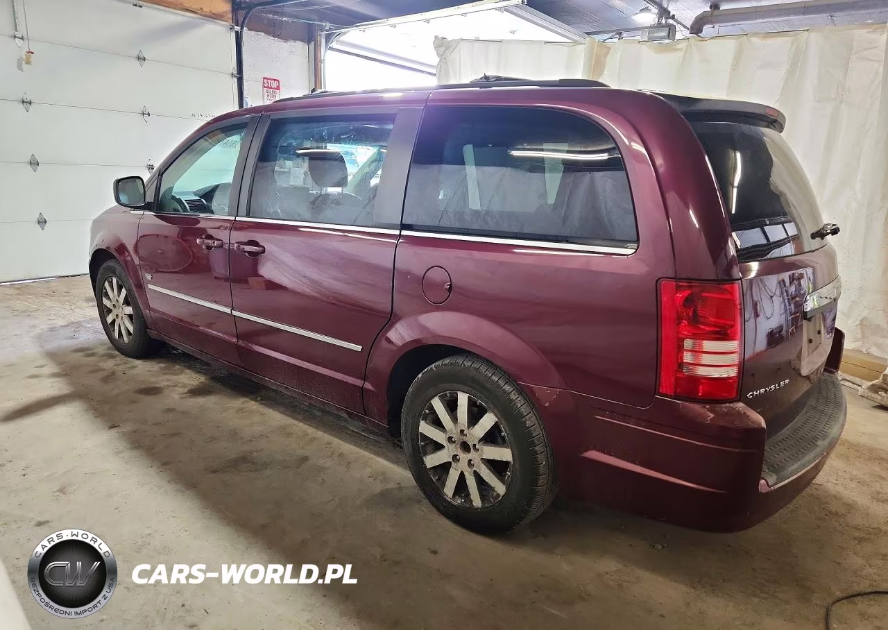 2009 Chrysler Town & Country Touring VIN:2A8HR54199R647260 - 2
