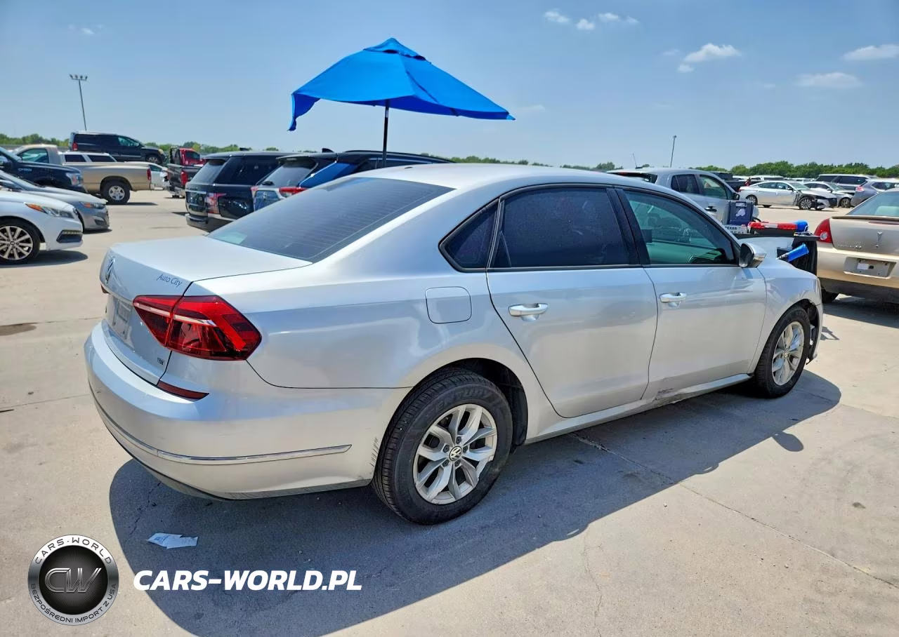 2018 Volkswagen Passat S VIN:1VWAA7A37JC017944 - 3