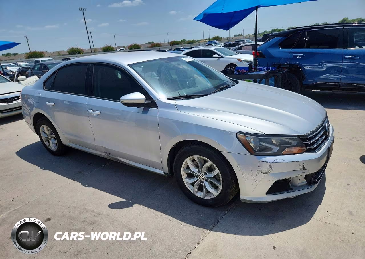 2018 Volkswagen Passat S VIN:1VWAA7A37JC017944 - 4