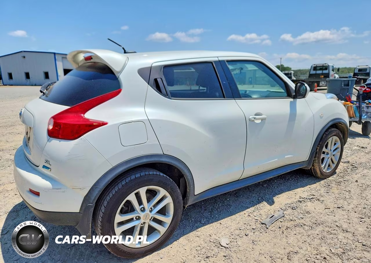 2014 Nissan Juke Sl VIN:JN8AF5MR9ET455142 - 3