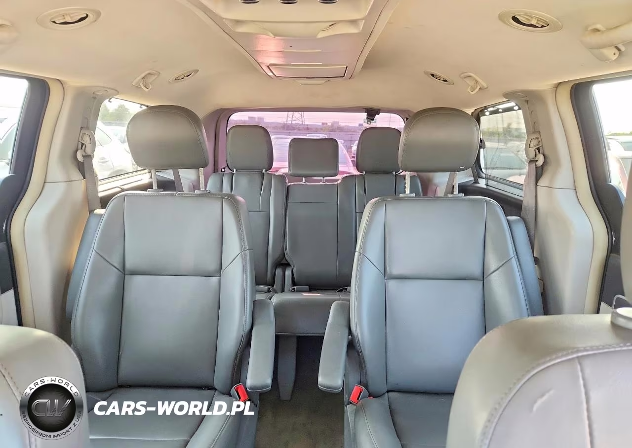 2011 Volkswagen Routan Se VIN:2V4RW3DG9BR670806 - 10