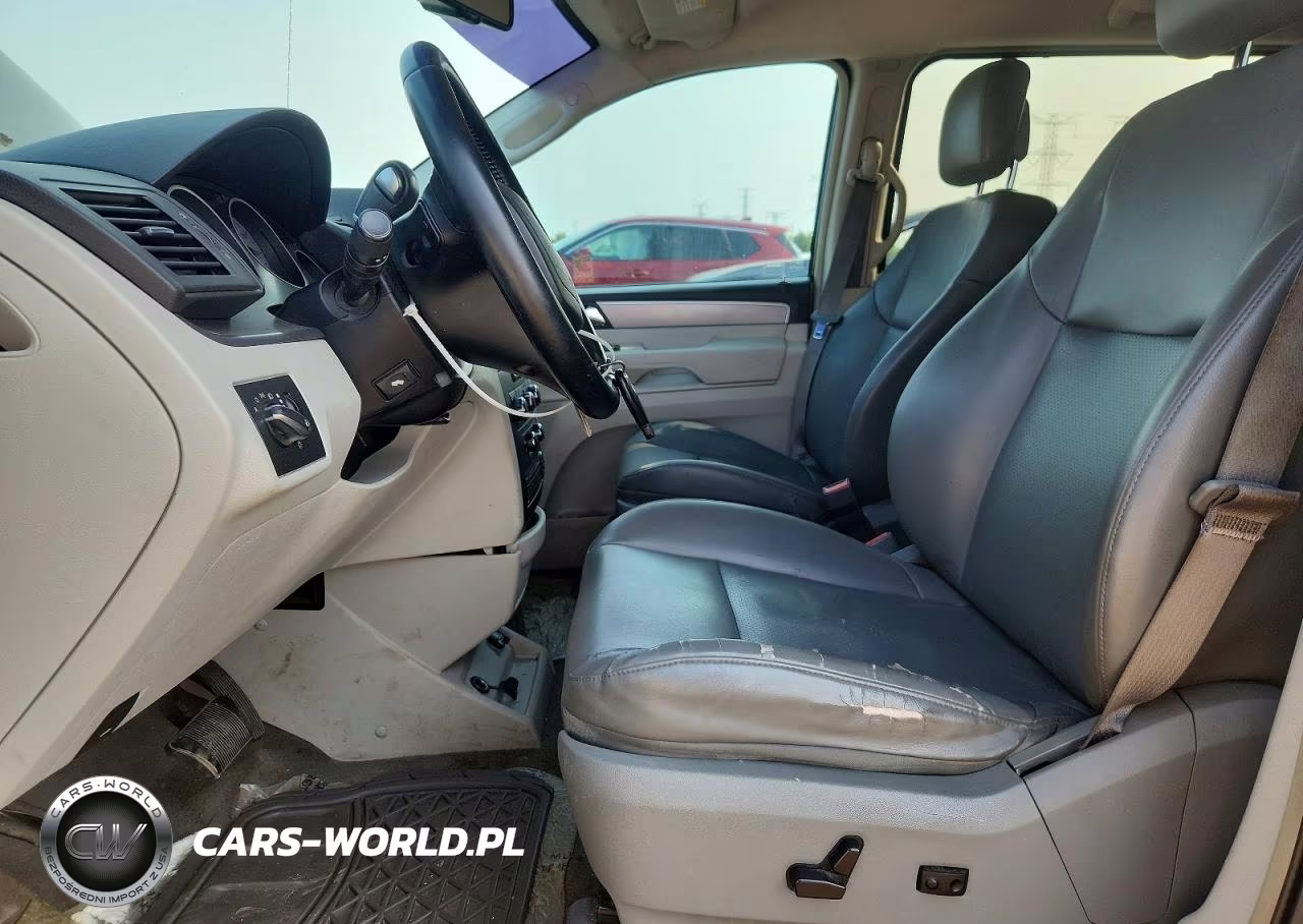 2011 Volkswagen Routan Se VIN:2V4RW3DG9BR670806 - 7