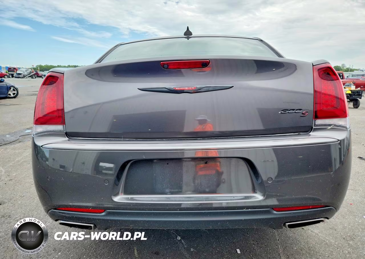 2023 Chrysler 300 S VIN:2C3CCABG7PH565506 - 6