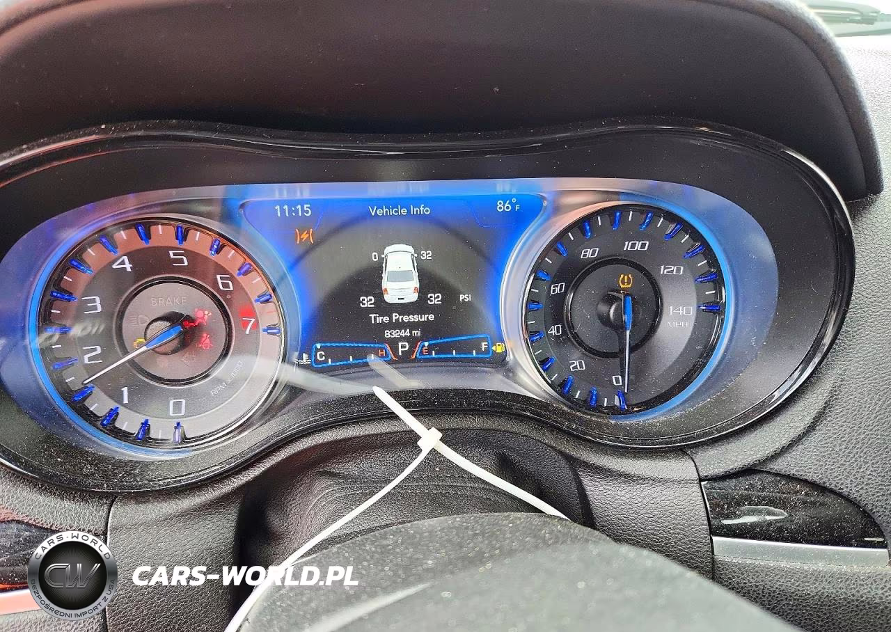 2023 Chrysler 300 S VIN:2C3CCABG7PH565506 - 9