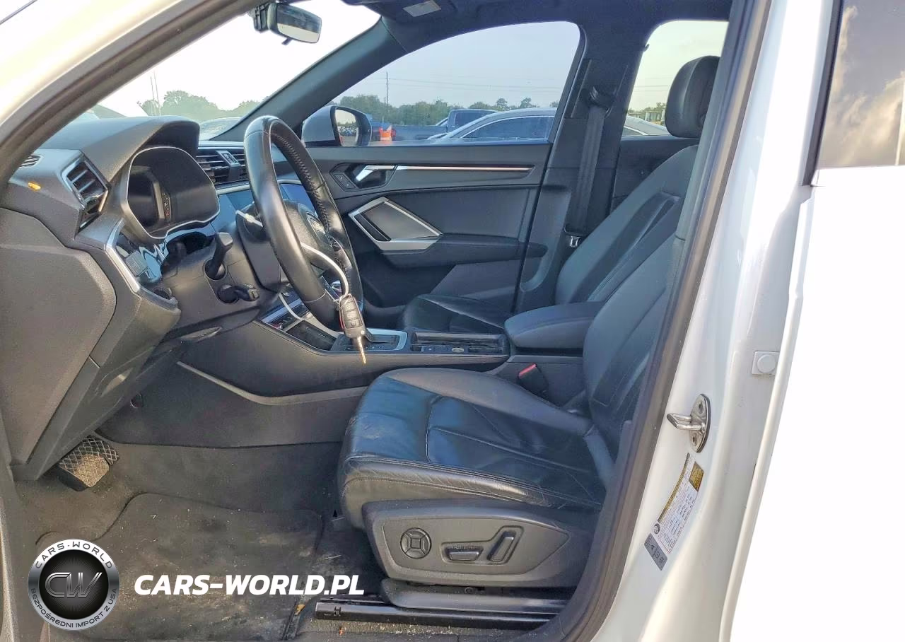 2020 Audi Q3 Premium VIN:WA1AECF30L1028642 - 7