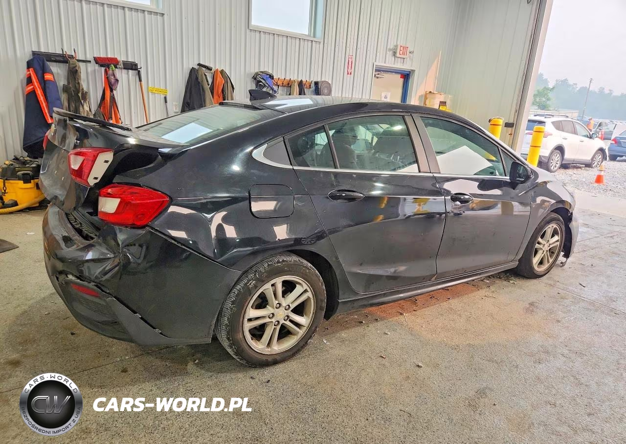 2016 Chevrolet Cruze Lt VIN:1G1BE5SM1G7327640 - 3