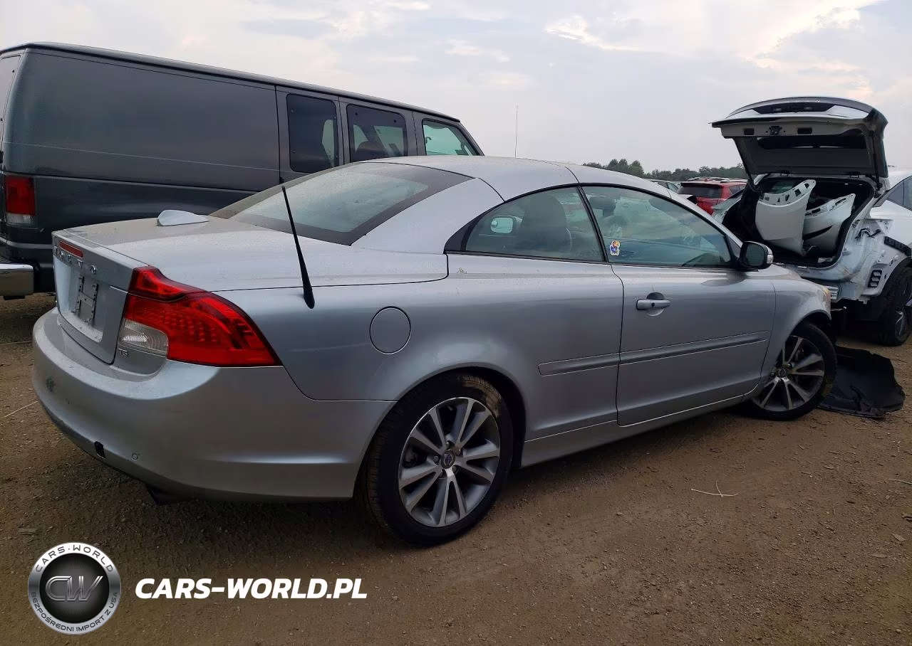 2011 Volvo C70 VIN:YV1672MC8BJ107875 - 3