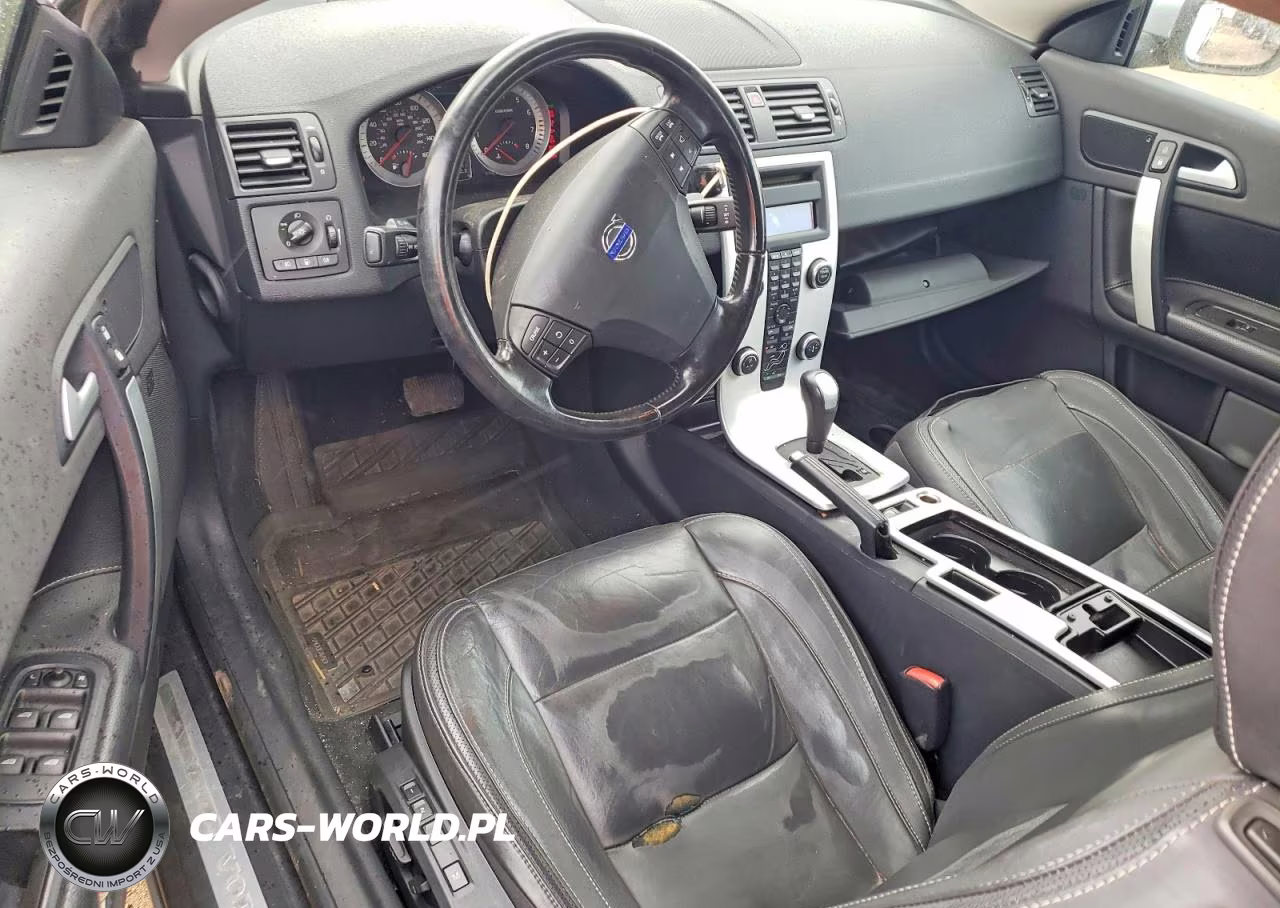 2011 Volvo C70 VIN:YV1672MC8BJ107875 - 8
