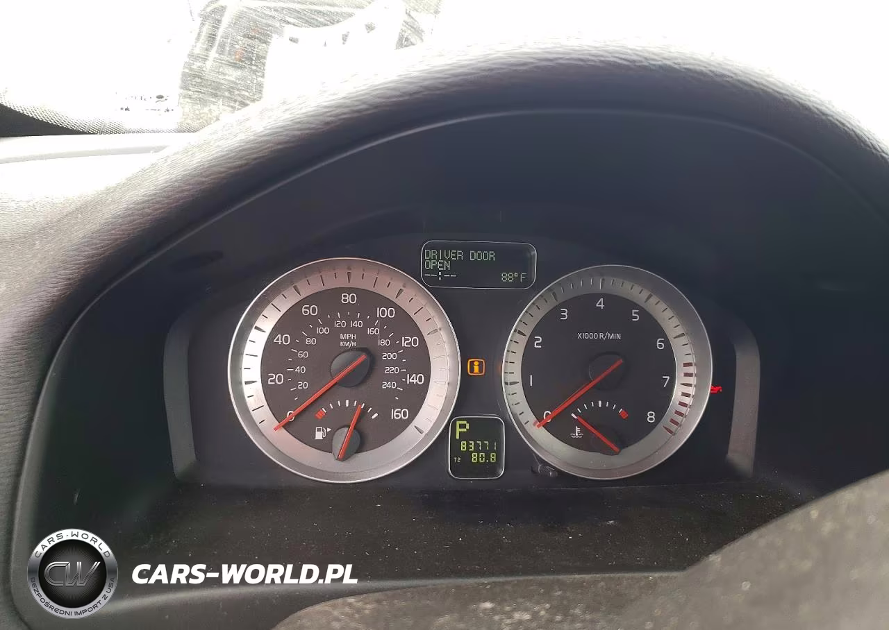 2011 Volvo C70 VIN:YV1672MC8BJ107875 - 9