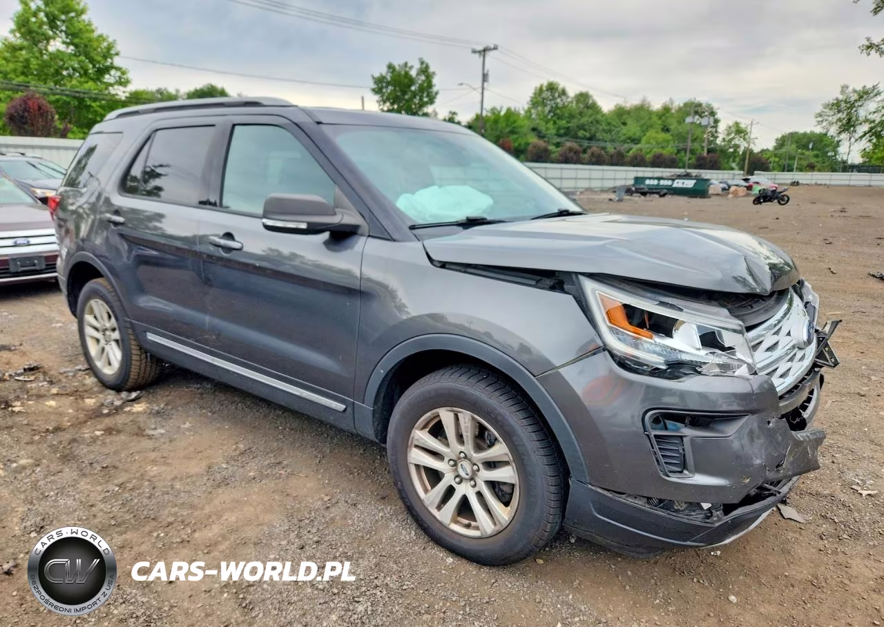 2019 Ford Explorer Xlt VIN:1FM5K8D83KGB46557 - 4