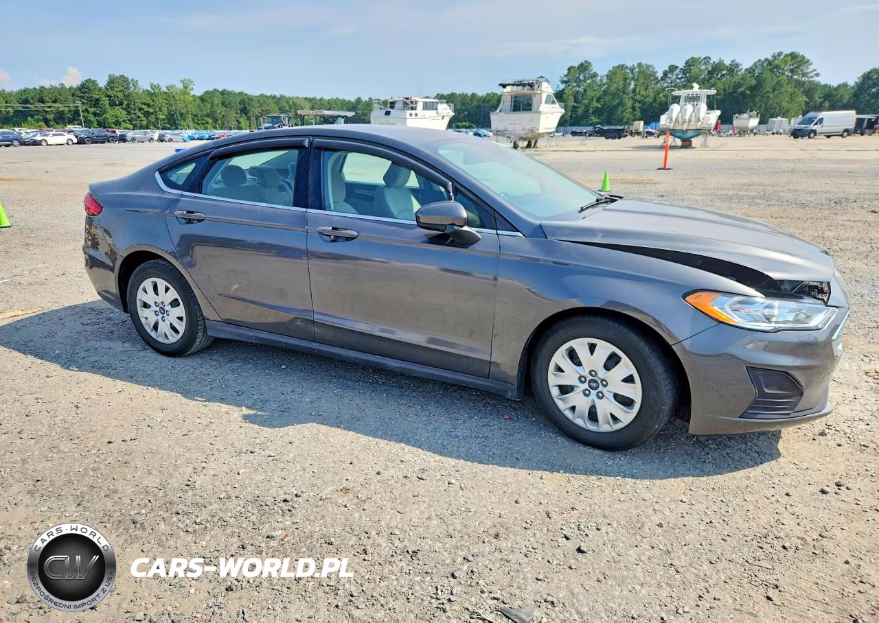 2020 Ford Fusion S VIN:3FA6P0G74LR143343 - 4