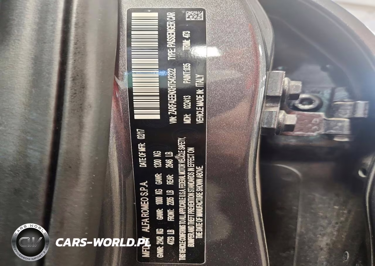 2017 Alfa Romeo Giulia Ti Q4 VIN:ZARFAEENXH7542322 - 12