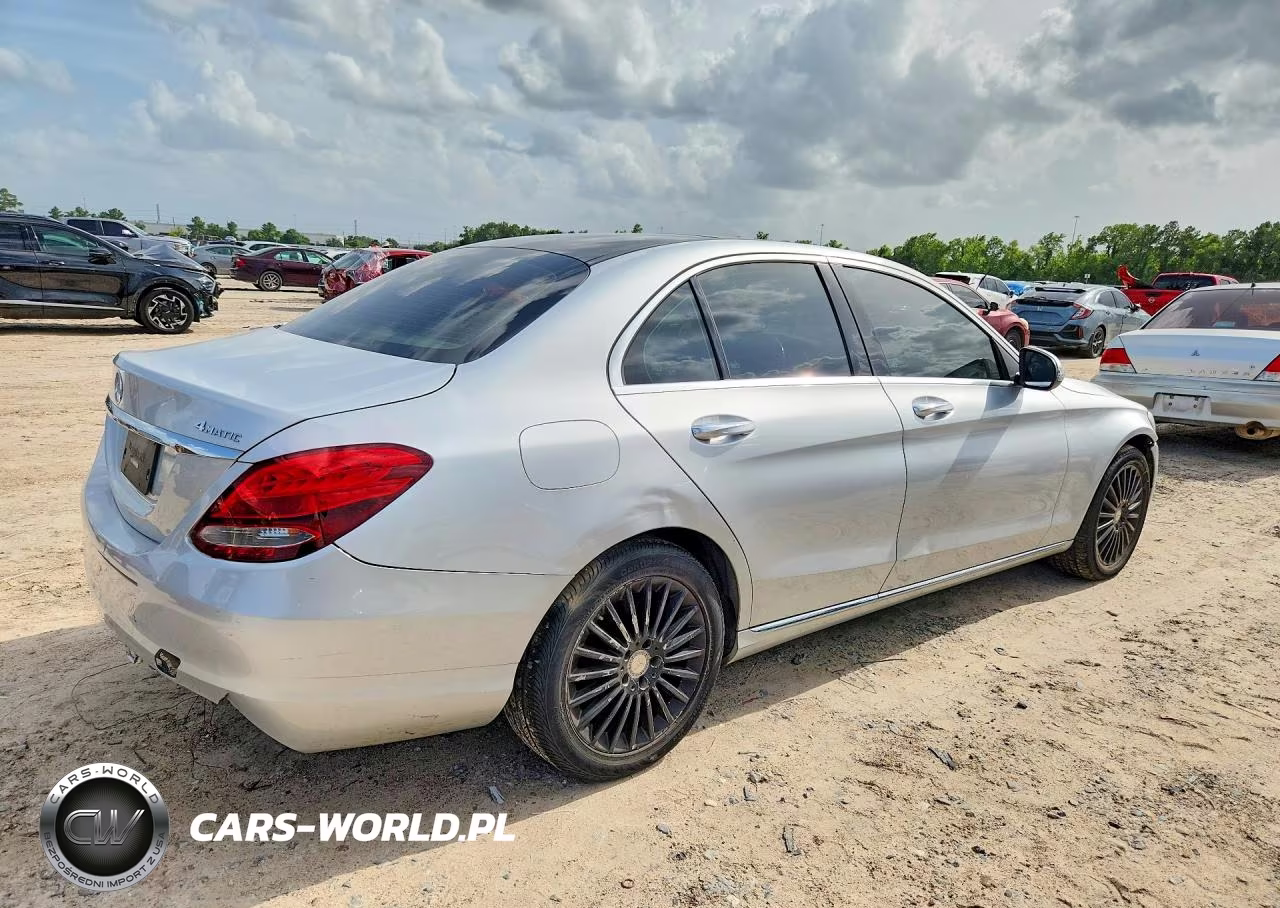 2017 Mercedes-Benz C 300 4Matic VIN:55SWF4KB5HU209793 - 3