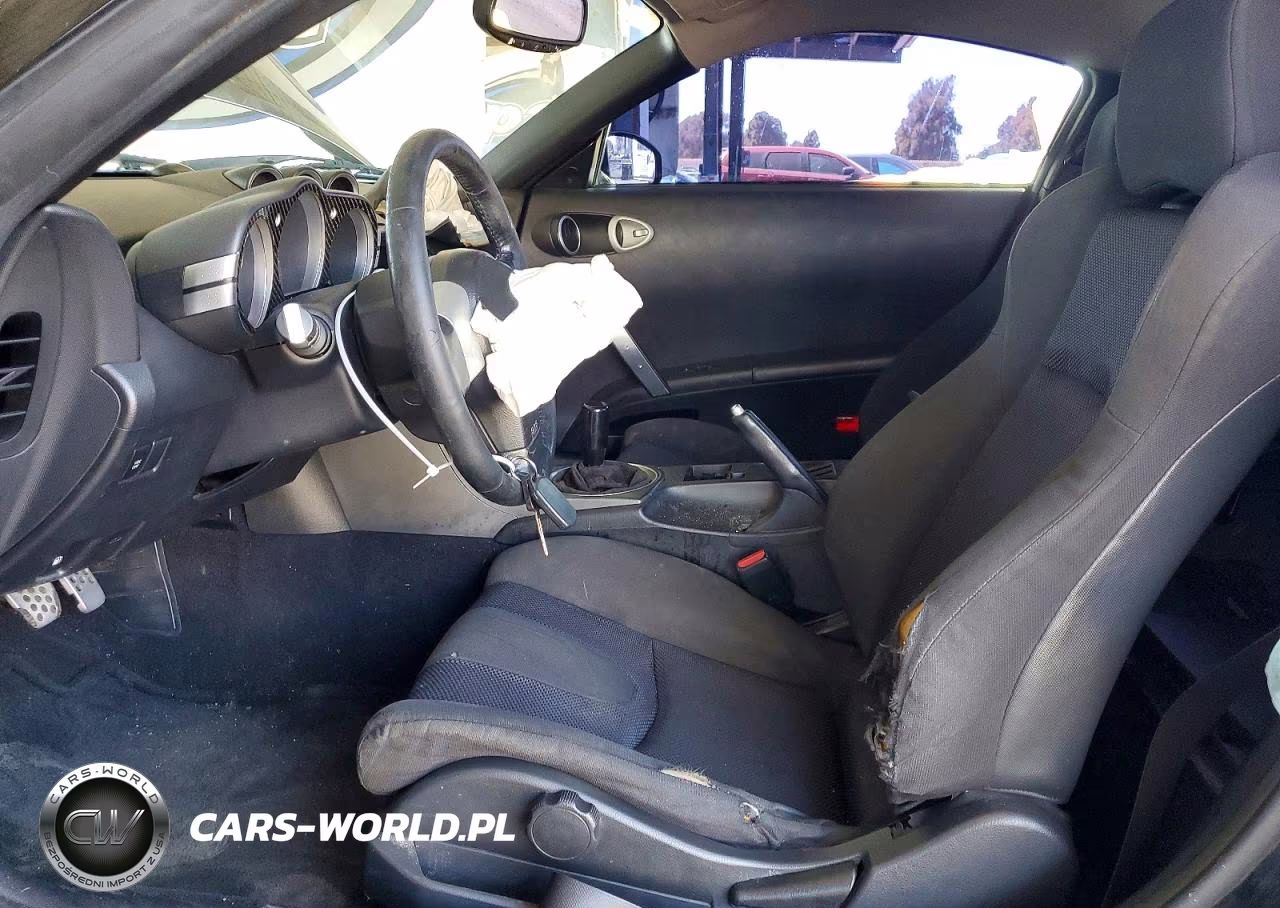 2003 Nissan 350Z Coupe VIN:JN1AZ34D53T118138 - 7