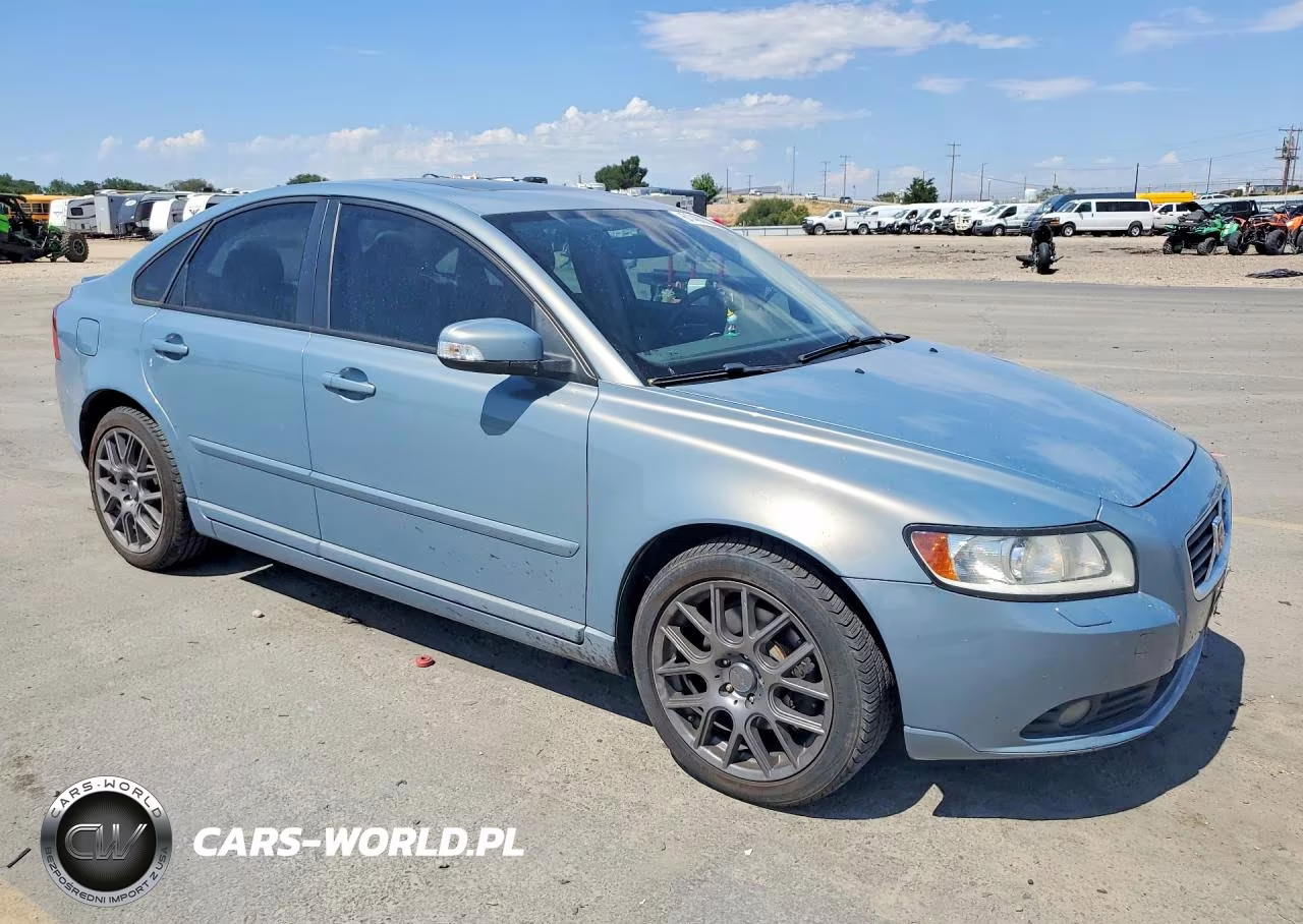 2008 Volvo S40 T5 VIN:YV1MS672282403316 - 4