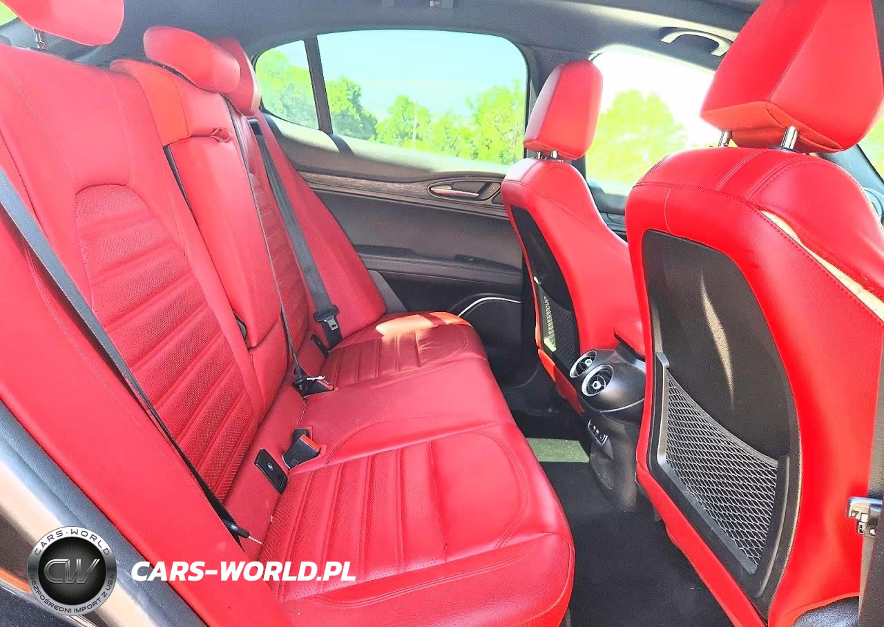 2022 Alfa Romeo Stelvio VIN:ZASPAKANXN7D24726 - 11