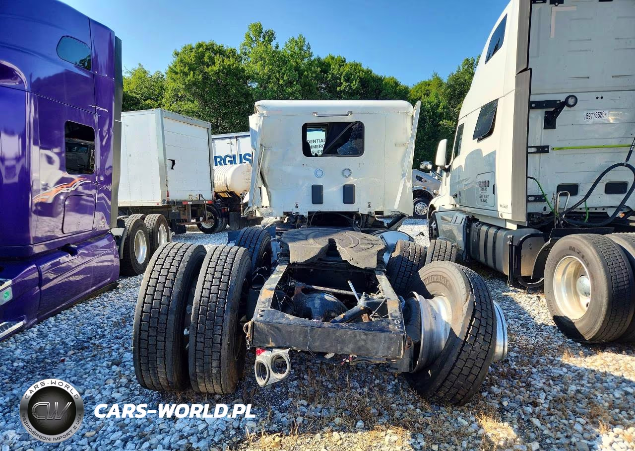 2026 Peterbilt 567 Semi Truck VIN:1XPCD49X0TD784717 - 6
