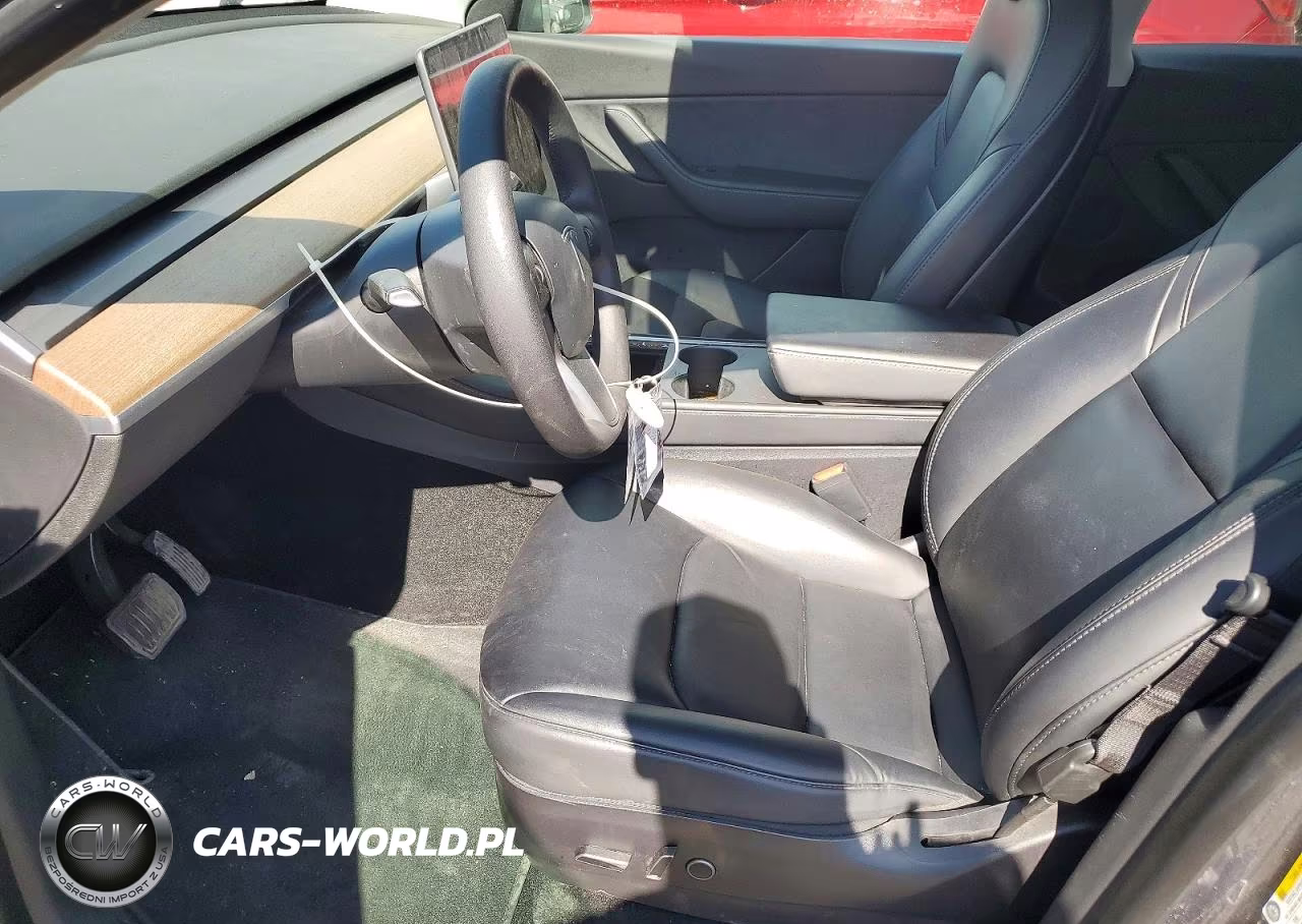 2021 Tesla Model Y VIN:5YJYGDEE6MF145920 - 7