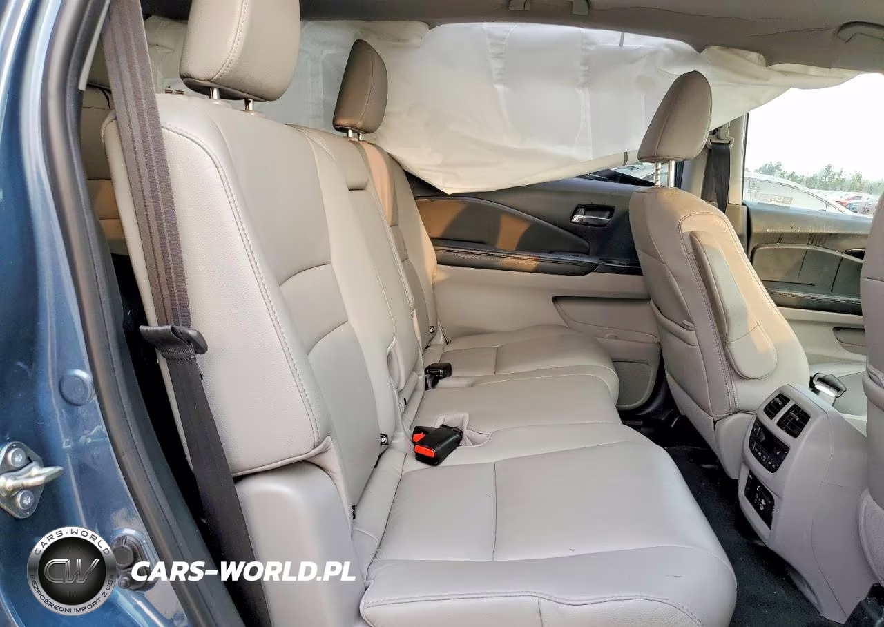 2020 Honda Pilot Touring VIN:5FNYF6H98LB041845 - 11