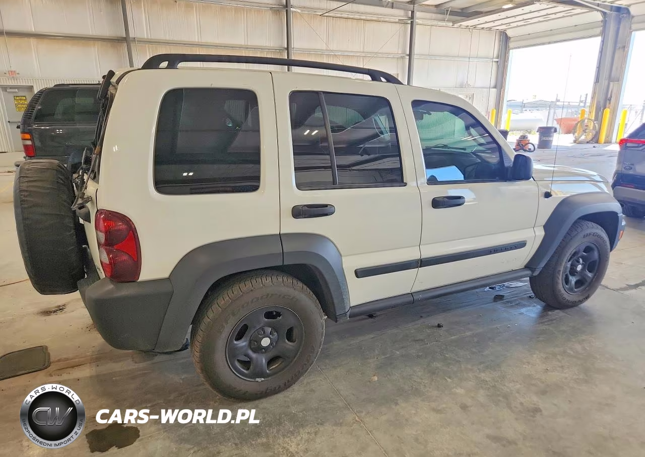 2007 Jeep Liberty Sport VIN:1J4GL48K37W603156 - 3