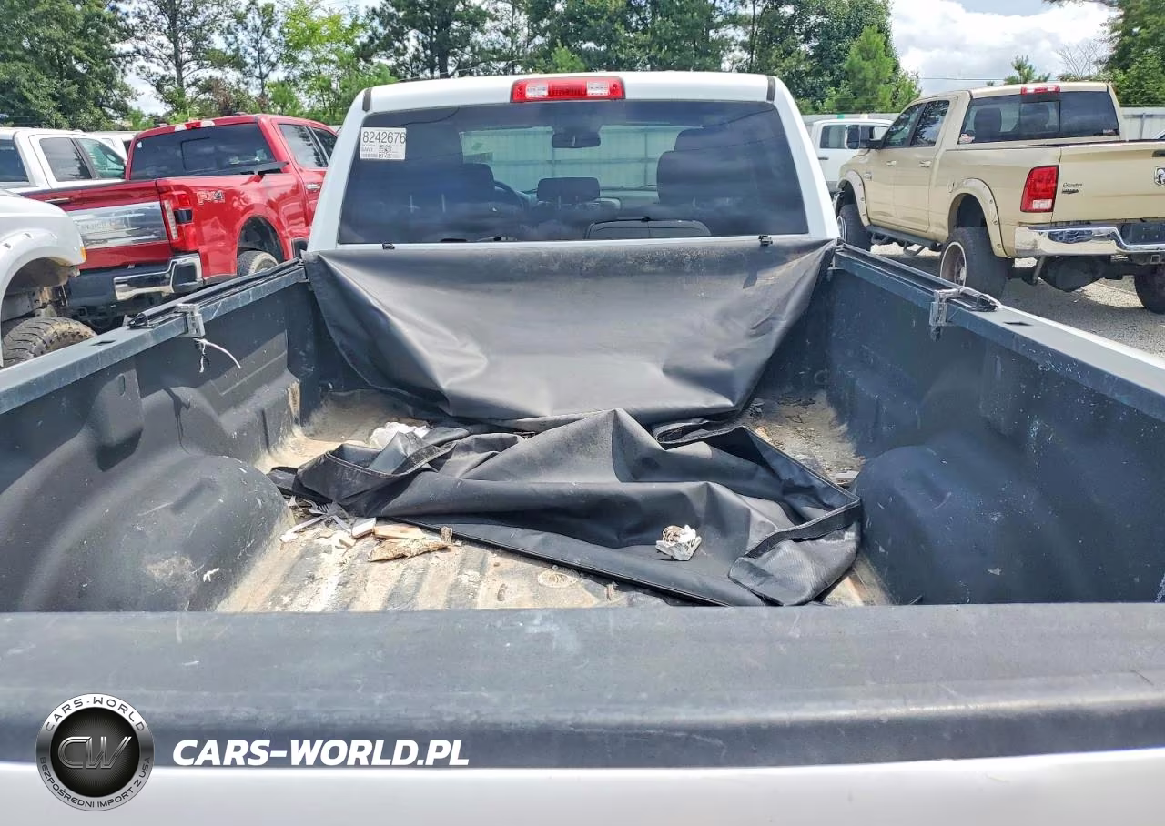 2018 Ram 3500 St VIN:3C63RRGJ9JG305278 - 10