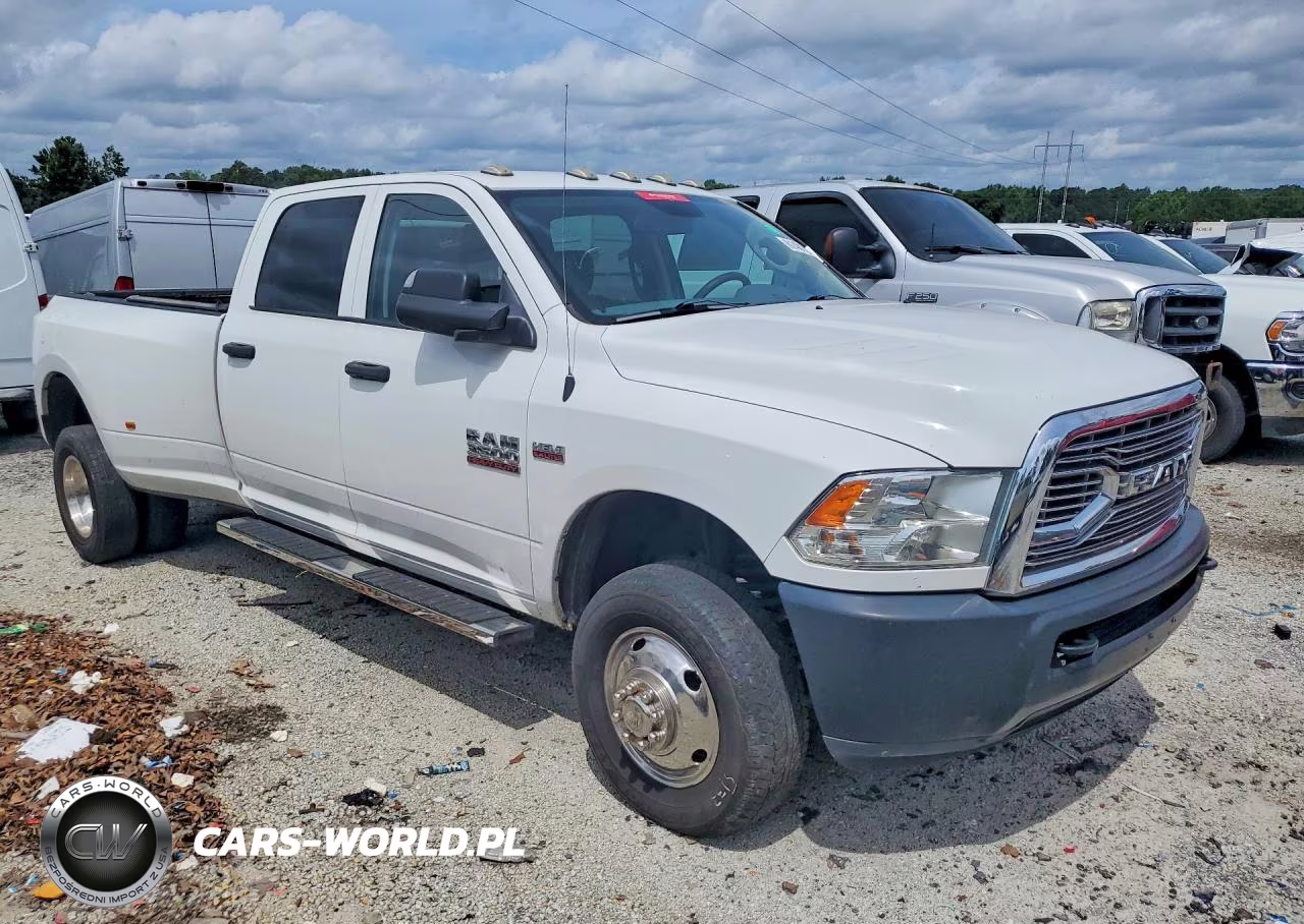 2018 Ram 3500 St VIN:3C63RRGJ9JG305278 - 4
