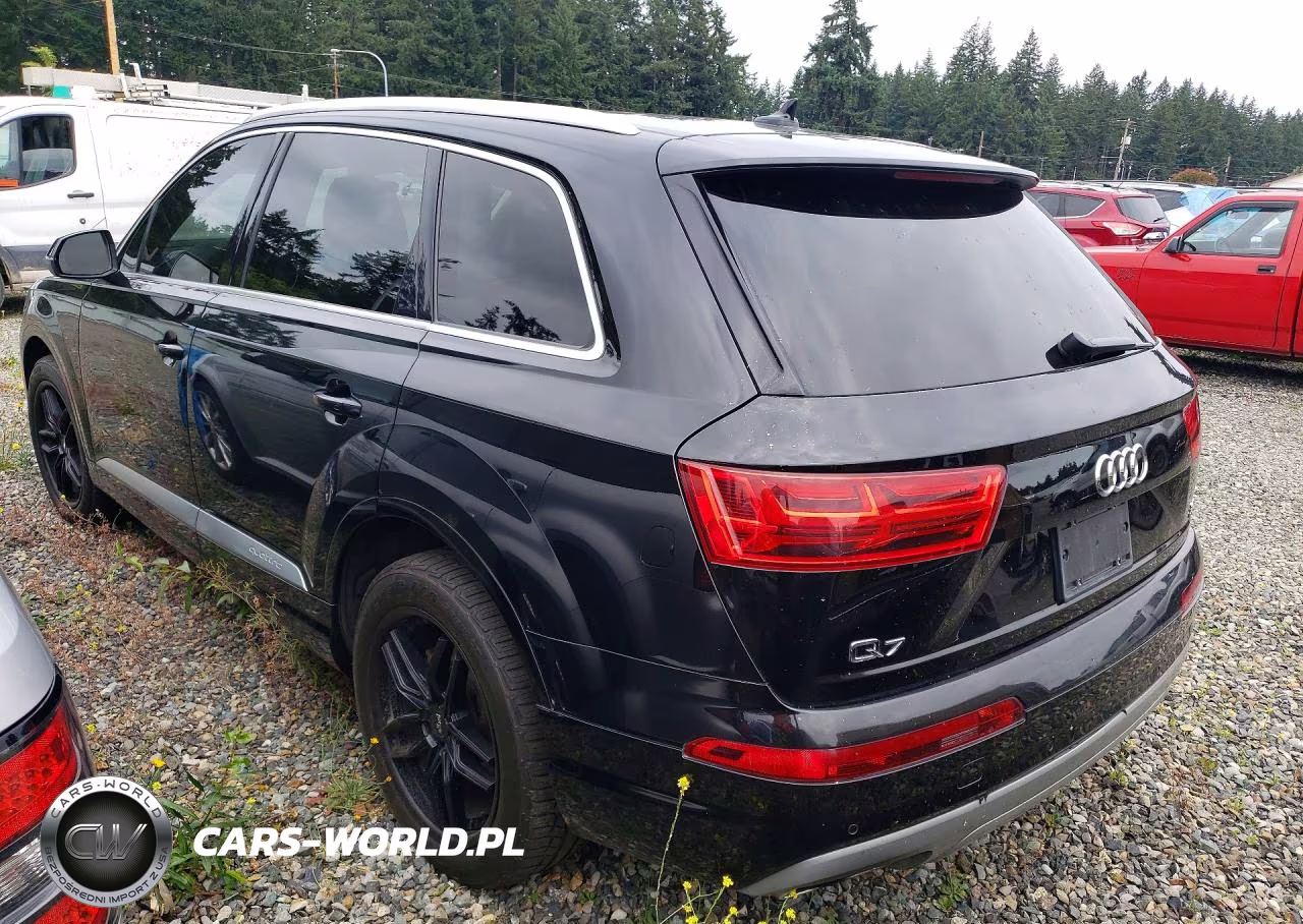 2018 Audi Q7 Premium Plus VIN:WA1LAAF70JD015493 - 2