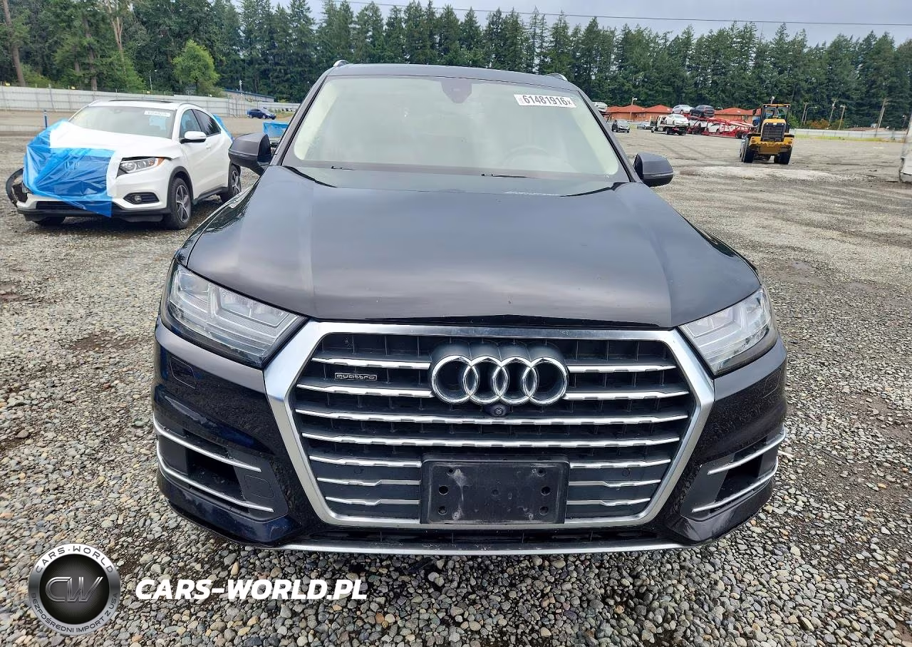 2018 Audi Q7 Premium Plus VIN:WA1LAAF70JD015493 - 5