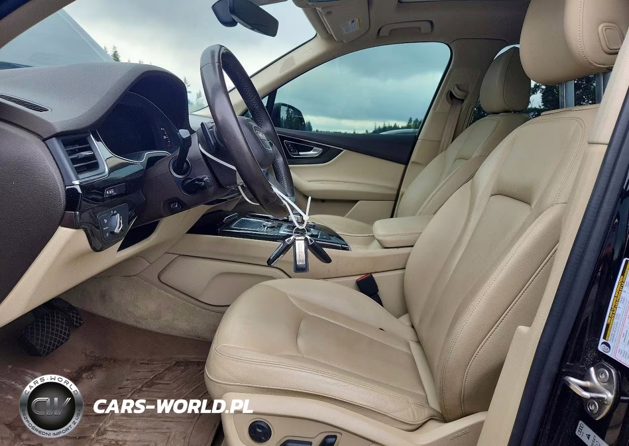 2018 Audi Q7 Premium Plus VIN:WA1LAAF70JD015493 - 7