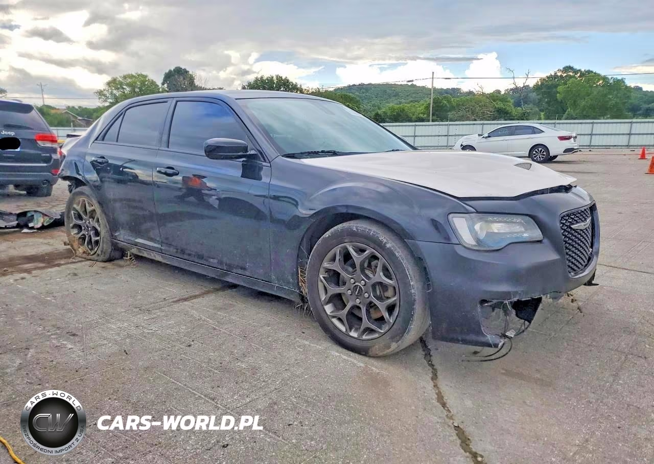 2016 Chrysler 300 S VIN:2C3CCAGG9GH175984 - 4
