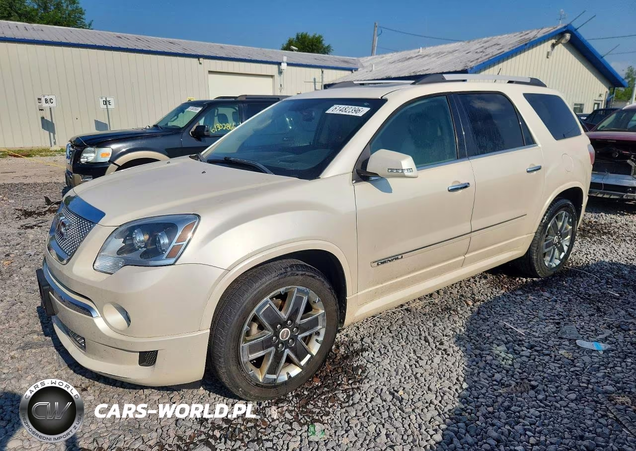 2011 GMC Acadia Denali