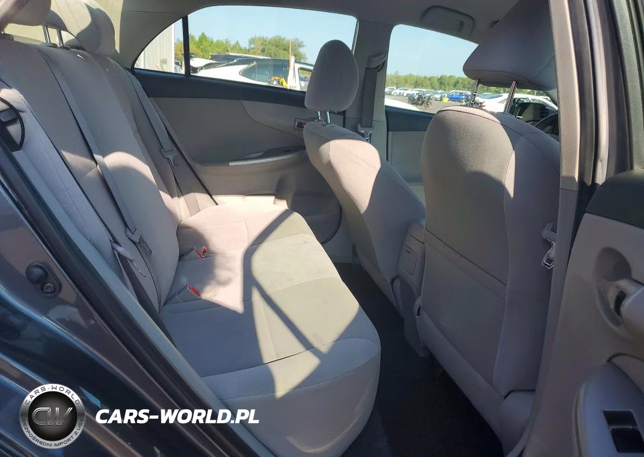 2013 Toyota Corolla Le VIN:JTDBU4EE0DJ120938 - 10
