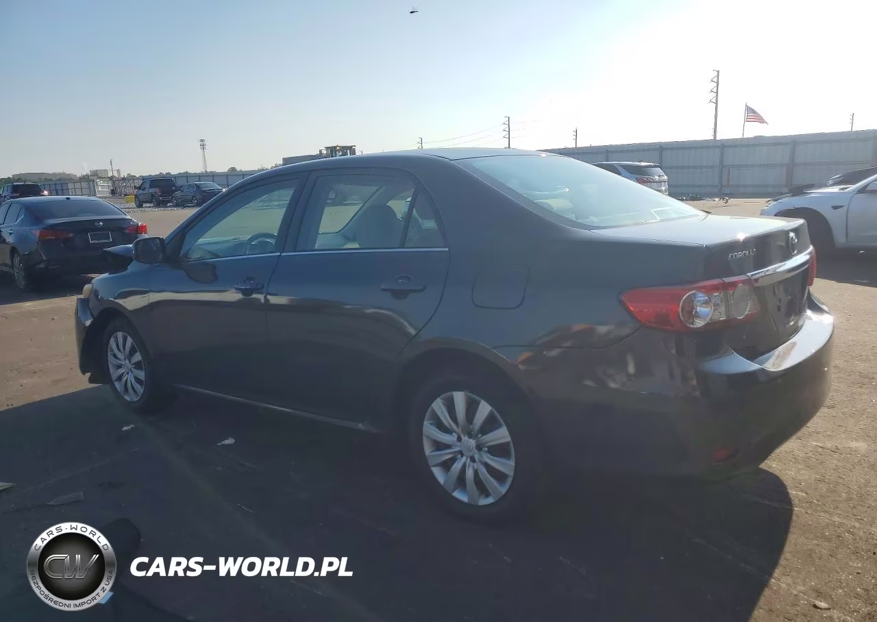 2013 Toyota Corolla Le VIN:JTDBU4EE0DJ120938 - 2