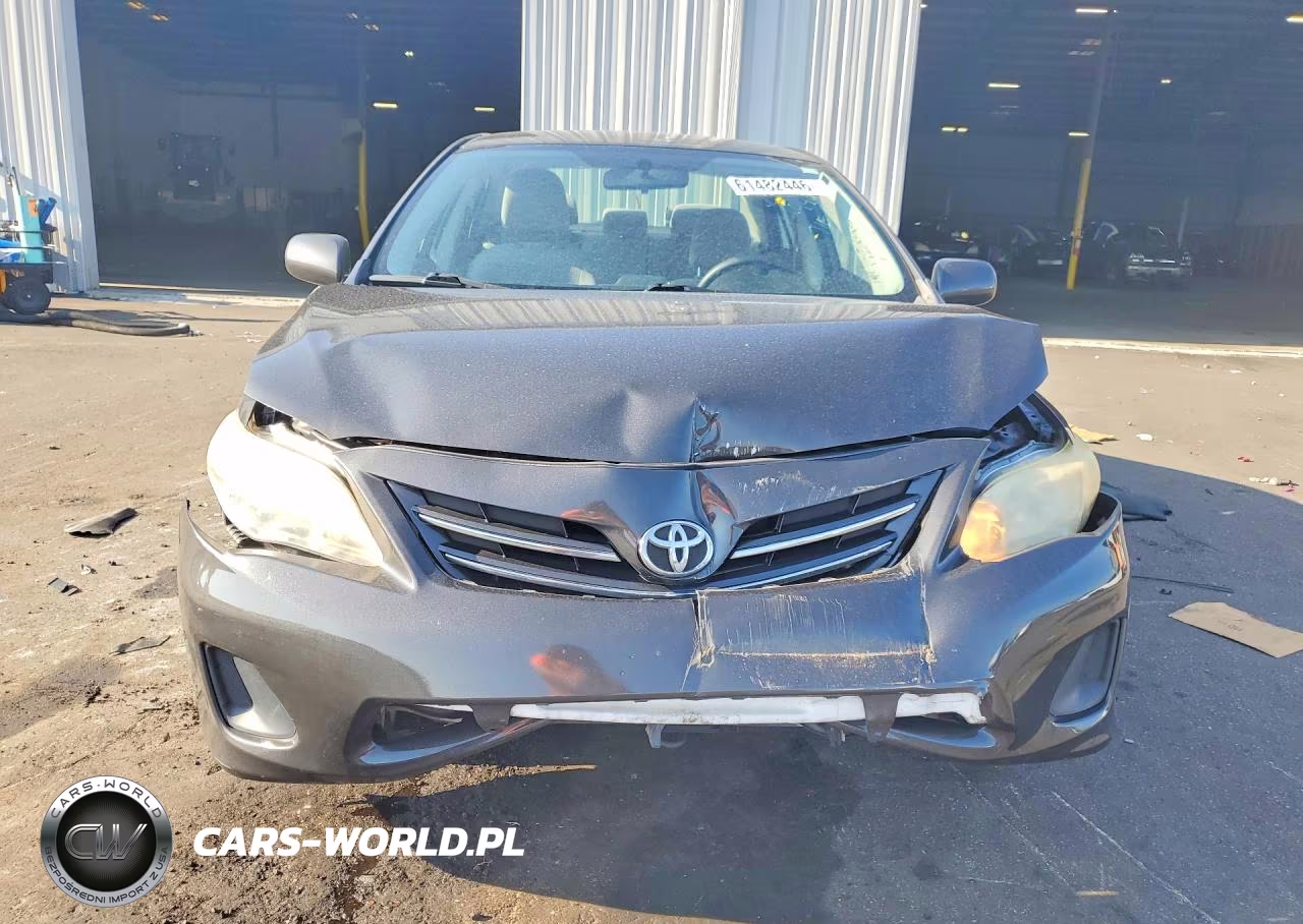 2013 Toyota Corolla Le VIN:JTDBU4EE0DJ120938 - 5