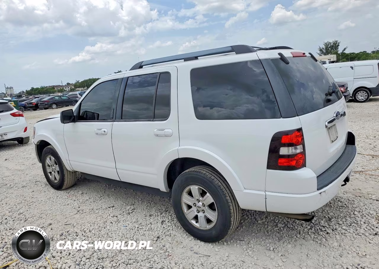 2009 Ford Explorer Xlt VIN:1FMEU63849UA23555 - 2
