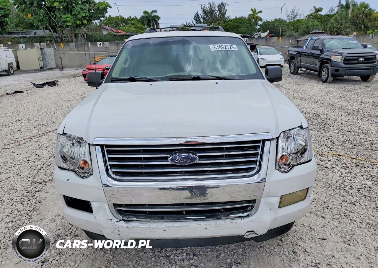 2009 Ford Explorer Xlt VIN:1FMEU63849UA23555 - 5