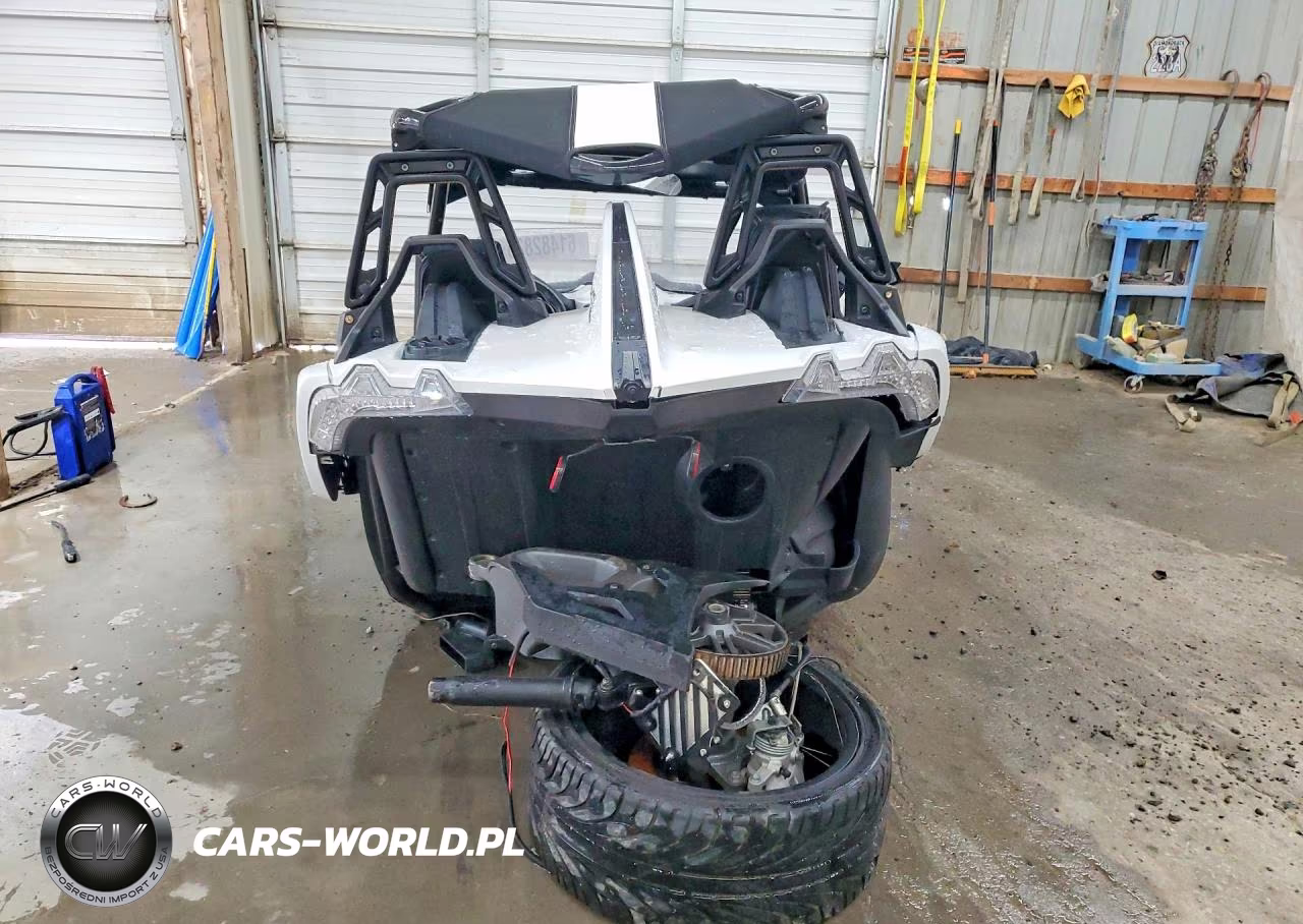 2019 Polaris Slingshot Sl VIN:57XAAPFA2K8132666 - 4