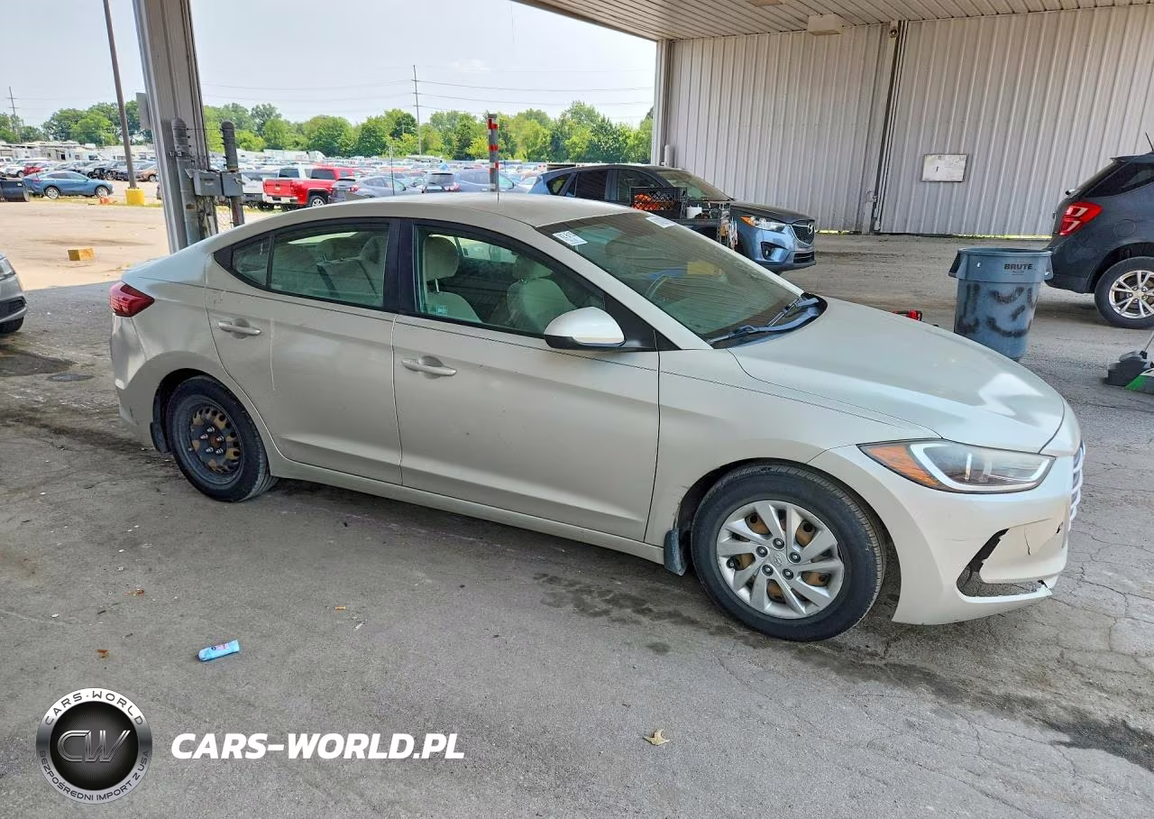2017 Hyun Elantra Se VIN:KMHD74LF6HU370938 - 4